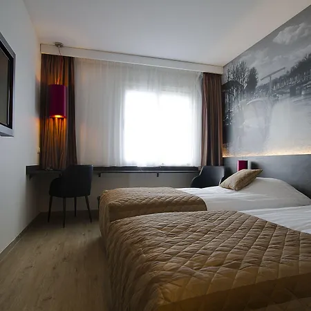 Bastion - Europoort 3*