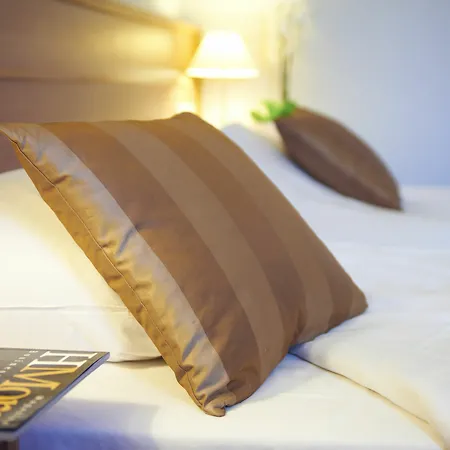 Bastion - Europoort Ξενοδοχείο