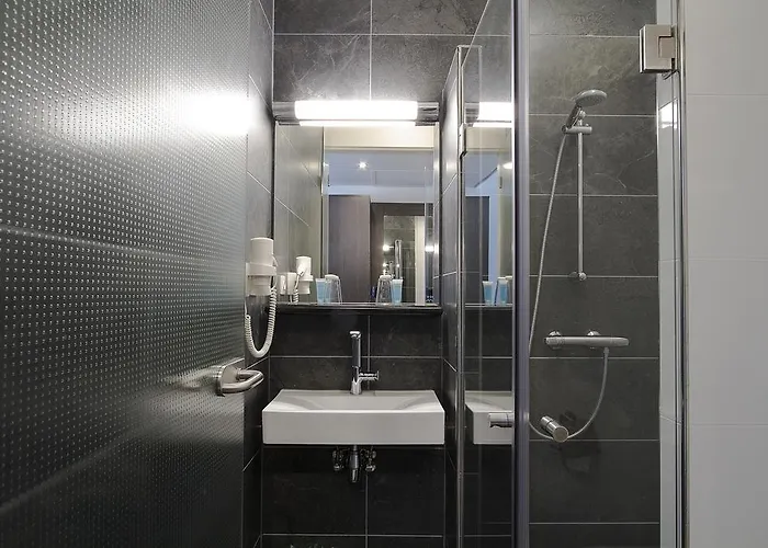 Bastion - Europoort 3*